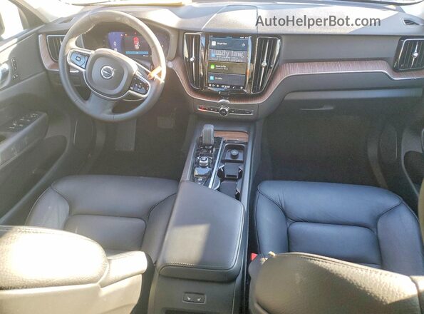 YV4L12RW7P1239298 2023 VOLVO XC60 Black Dashboard view