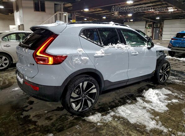 YV4L12UC3S2538447 2025 VOLVO XC40 Синий Задняя правая четверть