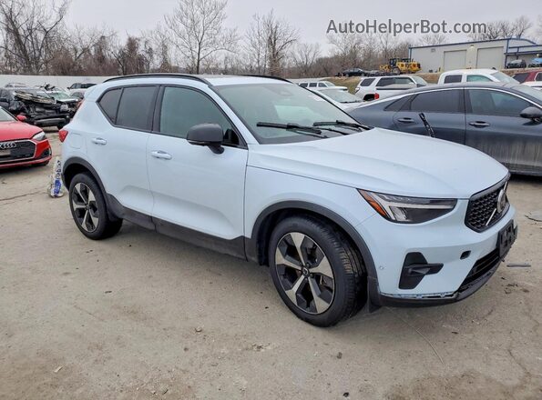 YV4L12UC8S2560072 2025 VOLVO XC40 Blue 