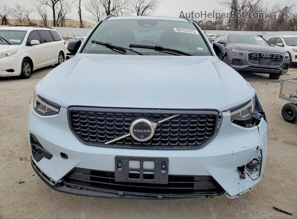 YV4L12UC8S2560072 2025 VOLVO XC40 Blue 