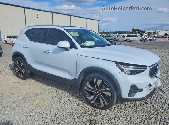 YV4L12UE0R2270842 2024 VOLVO XC40 Синий Передняя правая четверть
