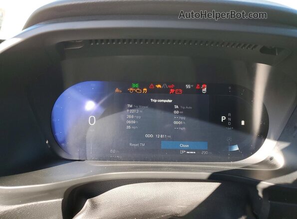 YV4L12UJ5S2576650 2025 VOLVO XC40 Белый Вид щитка приборов
