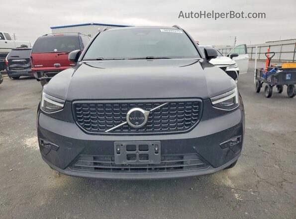 YV4L12UL9R2358190 2024 VOLVO XC40 Black 