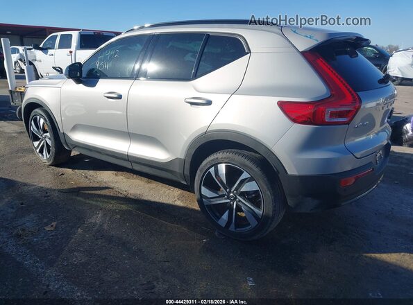 YV4L12UX0P2075032 2023 VOLVO XC40 Silver Tył lewy