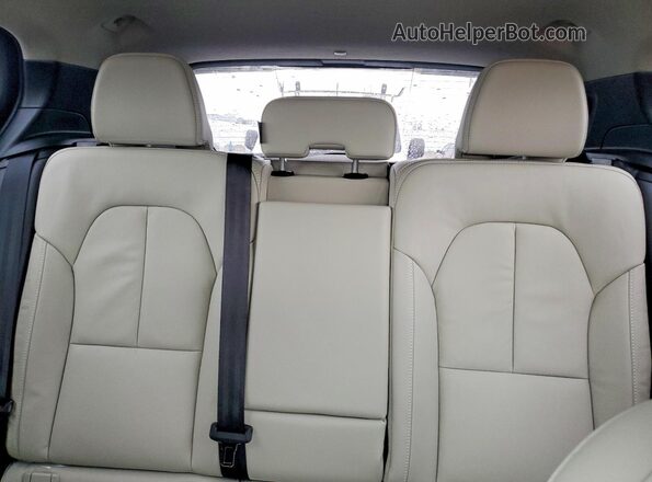 YV4L12UX0P2099055 2023 VOLVO XC40 Black Rear seats view