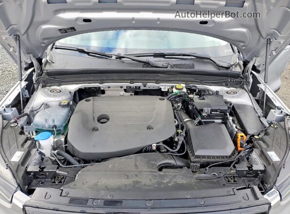 YV4L12UX2P2002969 2023 VOLVO XC40 Silver Vista del compartimento del motor