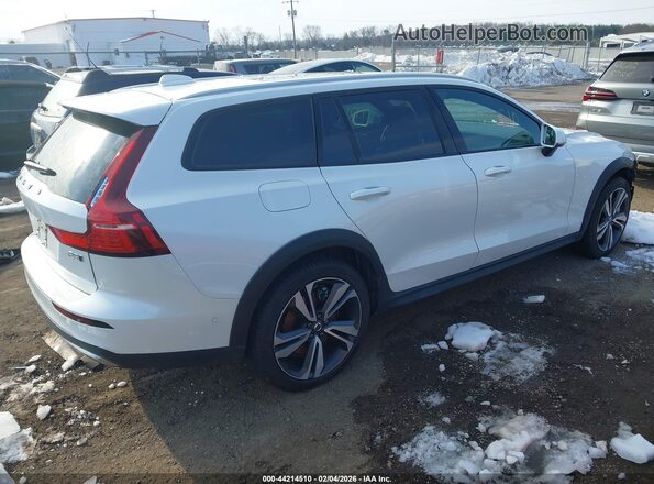 YV4L12WK2S2149836 2025 VOLVO V60 CROSS COUNTRY White უკანა მარჯვენა