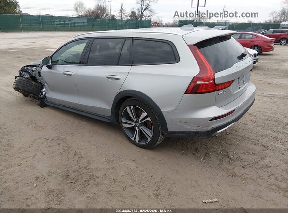 YV4L12WK6S2149595 2025 VOLVO V60 CROSS COUNTRY Silver უკანა მარცხენა