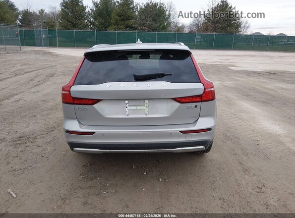 YV4L12WK6S2149595 2025 VOLVO V60 CROSS COUNTRY Silver 