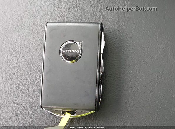 YV4L12WK6S2149595 2025 VOLVO V60 CROSS COUNTRY Silver წინა პანელის ხედი