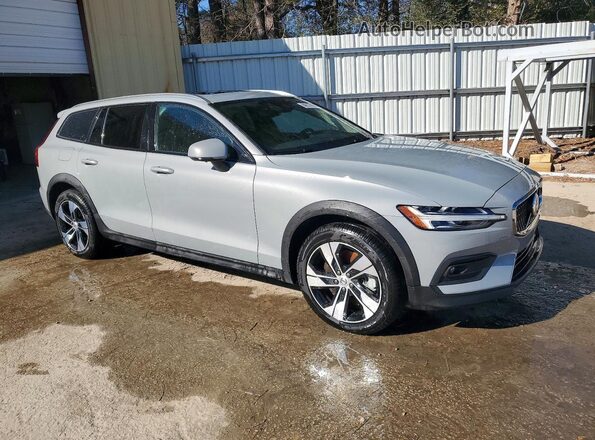 YV4L12WK7S2147595 2025 VOLVO V60 Silver Առջևի աջ