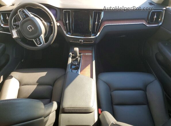 YV4L12WK7S2147595 2025 VOLVO V60 Silver Առջևի վահանակի տեսք