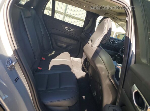 YV4L12WK7S2147595 2025 VOLVO V60 Silver Հետևի նստատեղերի տեսք