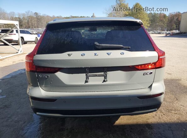 YV4L12WK7S2147595 2025 VOLVO V60 Silver VIN կոդի պիտակի տեսք