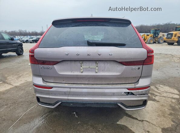 YV4M12RC4T1422825 2026 VOLVO XC60 Silver Հետևի տեսք