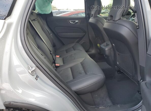 YV4M12RC5S1133452 2025 VOLVO XC60 Gray Սալոնի հետևի տեսք