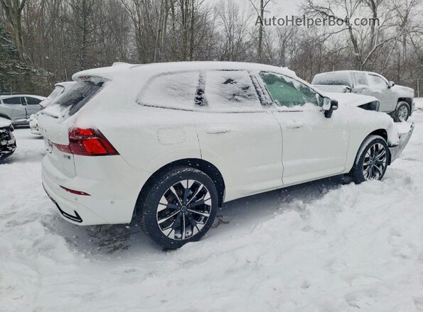 YV4M12RC7T1393773 2026 VOLVO XC60 White უკანა მარჯვენა