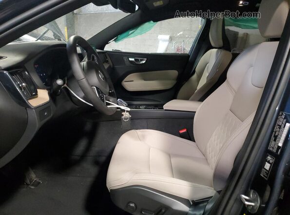 YV4M12RCXT1414521 2026 VOLVO XC60 Синий 