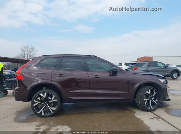 YV4M12RM0T1388083 2026 VOLVO XC60 Бордовый Вид задней части салона