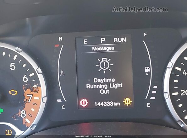 ZACCJBAB9JPH07616 2018 JEEP RENEGADE White 
