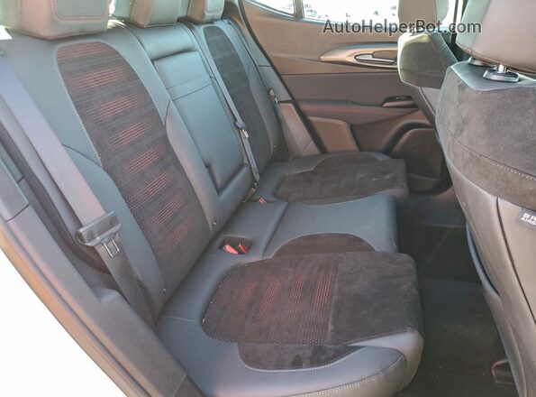 ZACNDFANXS3A46608 2025 DODGE OTHER White Vista interior trasera