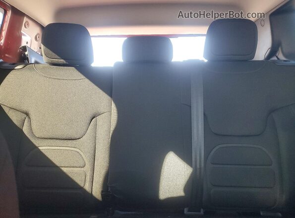 ZACNJABBXKPK81502 2019 JEEP RENEGADE Red 