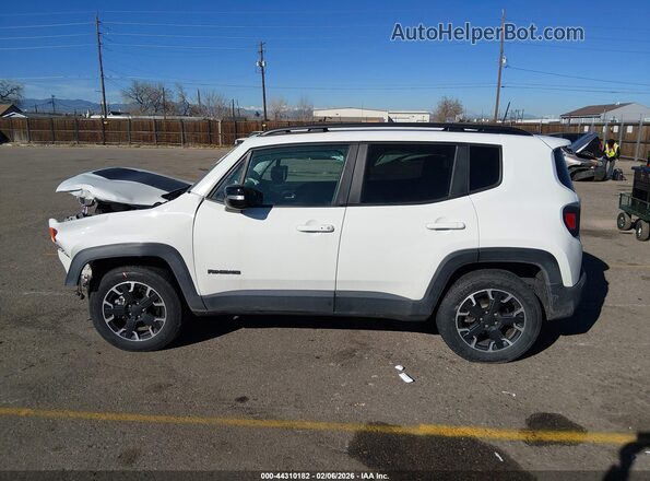 ZACNJDB11PPP30386 2023 JEEP RENEGADE White Панорамний вид салону 360°