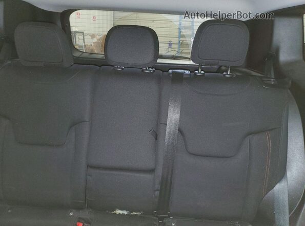 ZACNJDC1XNPN82170 2022 JEEP RENEGADE Teal Вид задніх сидінь