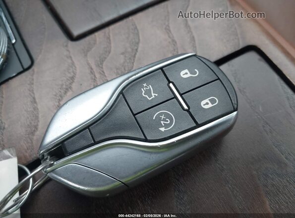 ZAM56RPA6H1211468 2017 MASERATI QUATTROPOR Blue Вид панелі приладів