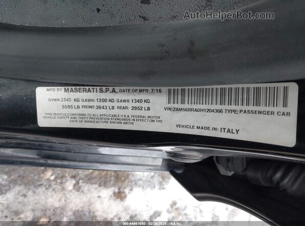 ZAM56RRA0H1204366 2017 MASERATI QUATTROPOR Black Engine compartment view