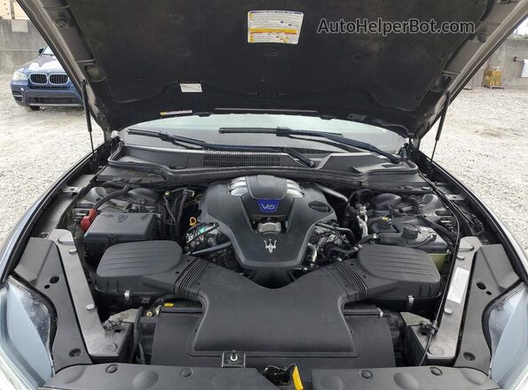 ZAM56YPA0J1274081 2018 MASERATI QUATTROPOR Серый Вид задней части салона
