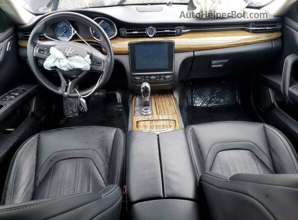 ZAM56YPL3J1291801 2018 MASERATI QUATTROPOR Charcoal Widok deski rozdzielczej