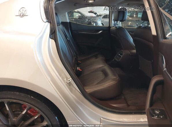 ZAM57RTA7H1240545 2017 MASERATI GHIBLI Серебряный Вид наклейки с VIN-кодом