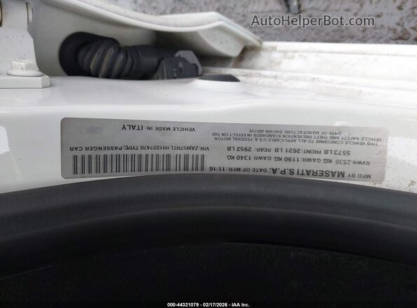 ZAM57RTL1H1227470 2017 MASERATI GHIBLI White Engine compartment view