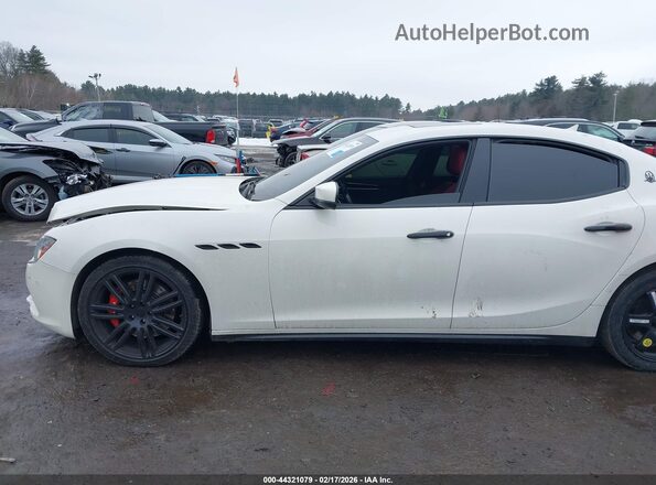 ZAM57RTL1H1227470 2017 MASERATI GHIBLI White 360 interior view