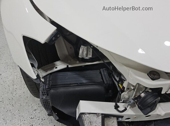 ZAM57XSA3J1304947 2018 MASERATI GHIBLI White 