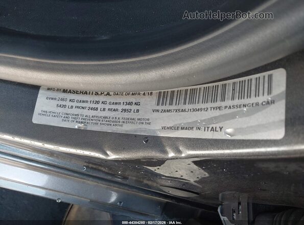 ZAM57XSA6J1304912 2018 MASERATI GHIBLI Gray Widok komory silnika