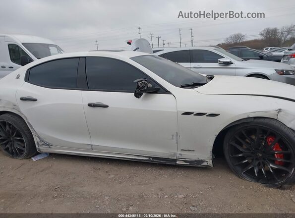 ZAM57YSS3L1349761 2020 MASERATI GHIBLI White Rear interior view