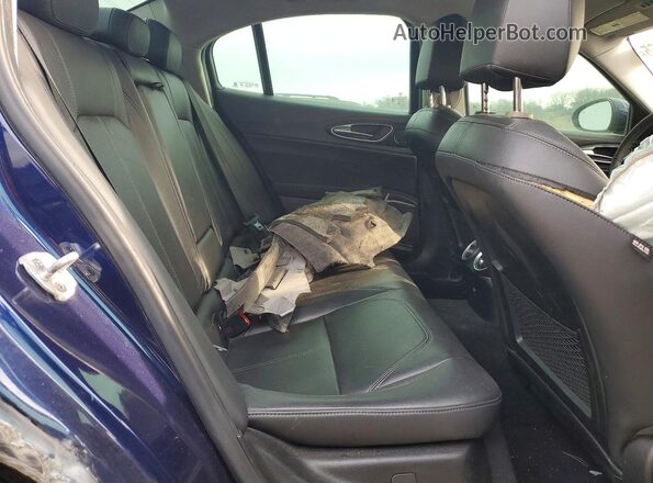 ZARFAEDN2J7565052 2018 ALFA ROMEO GIULIA Blue Rear seats view