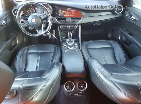 ZARFAMAN5P7670336 2023 ALFA ROMEO GIULIA Silver წინა პანელის ხედი