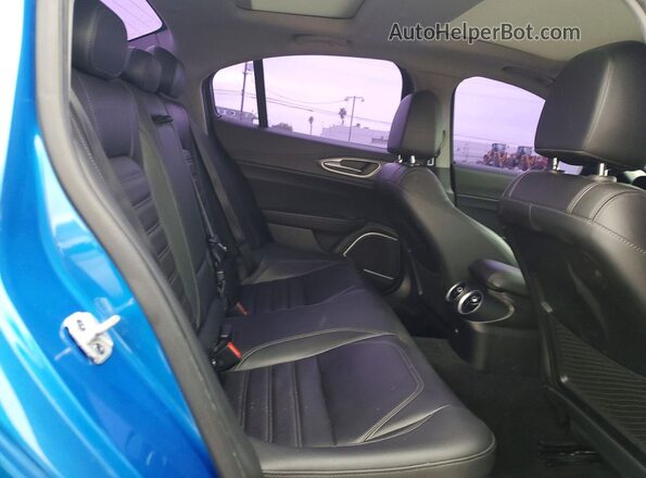 ZARFAMBN2K7608979 2019 ALFA ROMEO GIULIA Blue 