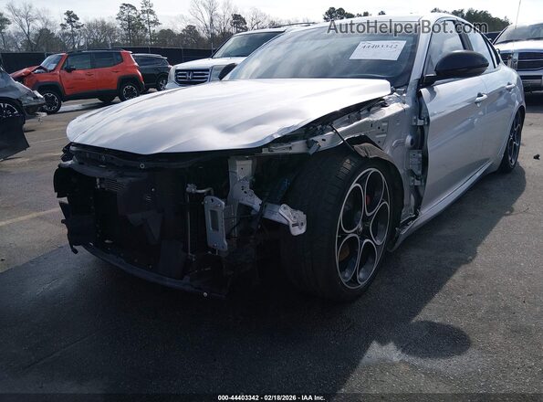 ZARFAMBN8K7621462 2019 ALFA ROMEO GIULIA Silver 