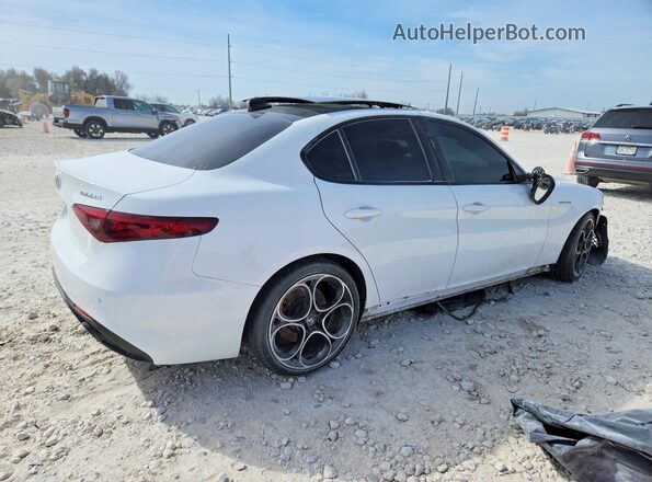 ZARFAMBN8P7671351 2023 ALFA ROMEO GIULIA White უკანა მარჯვენა