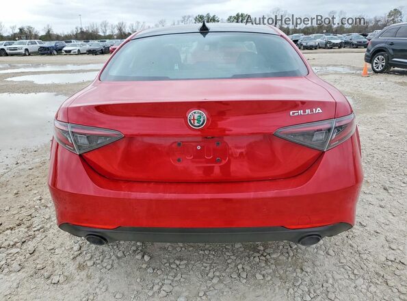 ZARFAMBN9R7684662 2024 ALFA ROMEO GIULIA Red Rear view