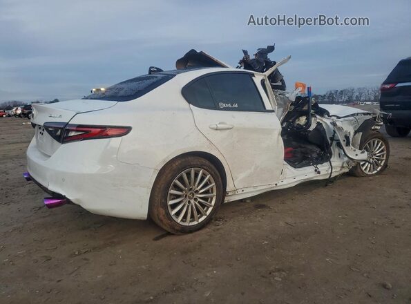 ZARFANAN0R7679048 2024 ALFA ROMEO GIULIA White Tył prawy
