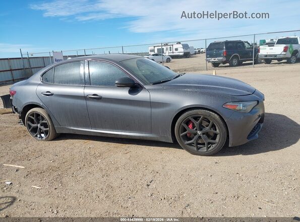 ZARFANBN2K7612097 2019 ALFA ROMEO GIULIA Gray Սալոնի 360 աստիճան տեսք