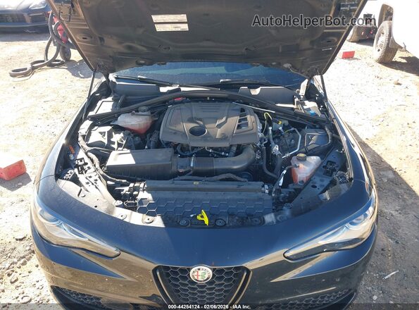 ZARFANBN5P7668901 2023 ALFA ROMEO GIULIA Black Vista trasera