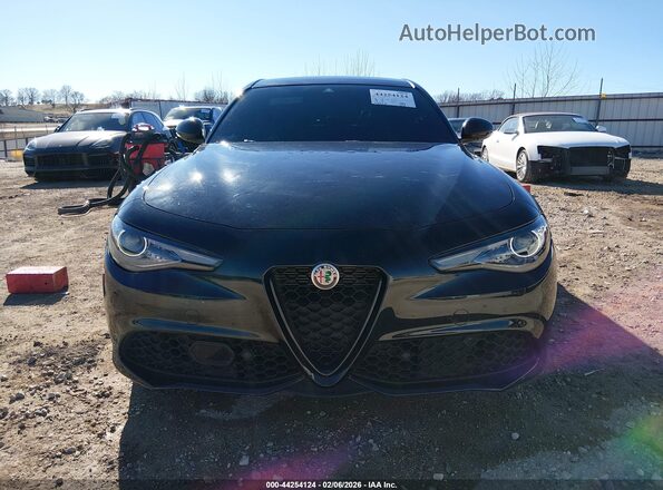 ZARFANBN5P7668901 2023 ALFA ROMEO GIULIA Black Vista del cuadro de instrumentos