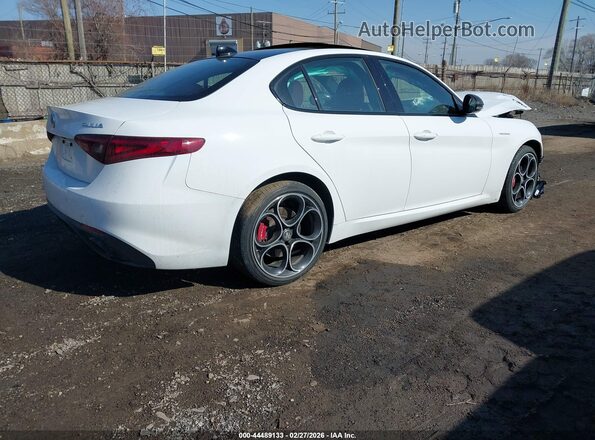 ZARFANBNXP7675181 2023 ALFA ROMEO GIULIA White Rear right