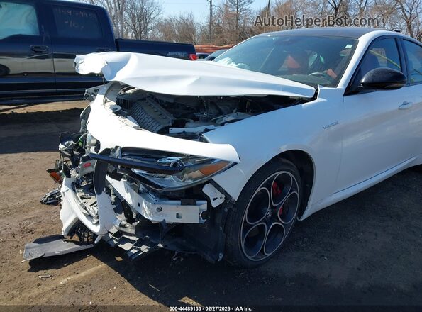 ZARFANBNXP7675181 2023 ALFA ROMEO GIULIA White Front view